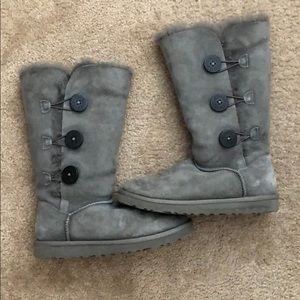 Tall Gray 3 button UGG